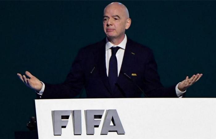 بالبلدي : رئيس
      اتحاد
      عربي
      يهاجم
      فيفا:
      نتعرض
      للابتزاز
      من
      إنفانتينو..
      وعانينا
      في
      كأس
      العالم