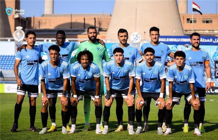 بالبلدي : غزل
      المحلة:
      طموحنا
      أن
      نكون
      ضمن
      الستة
      الكبار
      في
      الدوري