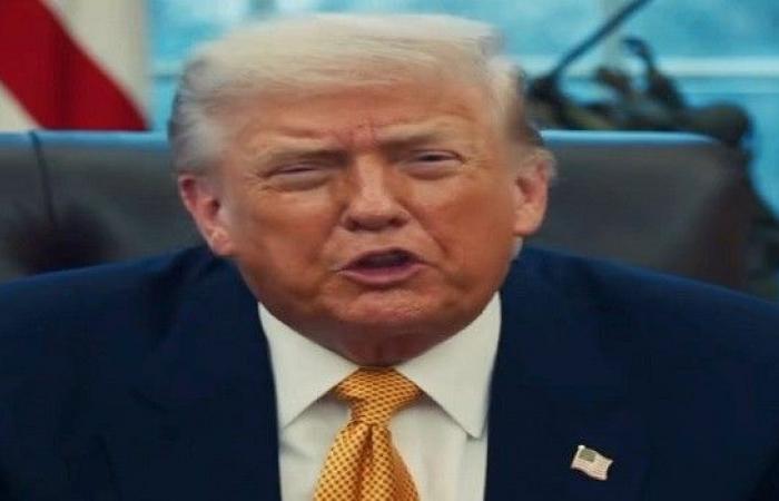 بالبلدي: ترمب
      يهدّد
      إيران
      بـ
      "ضربة
      قوية"
      ما
      لم
      يُفتح
      مضيق
      هرمز
      ومحادثات
      عمانية
      لإعادة
      الملاحة
      المائية
      وسط
      تصاعد
      التوتر
      في
      البحر
      الأحمر