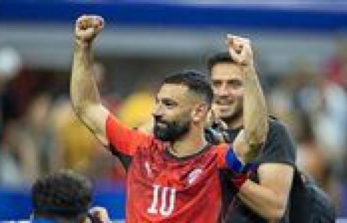 بالبلدي: عصام
      سالم:
      محمد
      صلاح
      سيضيف
      كثيرًا
      للدوري
      التركي