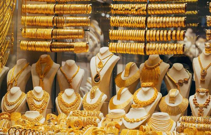 بالبلدي : أسعار
      الذهب
      اليوم
      في
      قطر..
      عيار
      21
      يواصل
      الارتفاع
      مع
      صعود
      الأونصة
      عالميًا
      الخميس
      6
      أغسطس
      2026