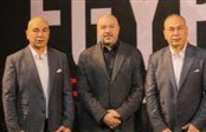بالبلدي: تنسيق
      بين
      النائب
      أحمد
      دياب
      والجهاز
      الفني
      للمنتخب
      بشأن
      المعسكرات
      والمباريات