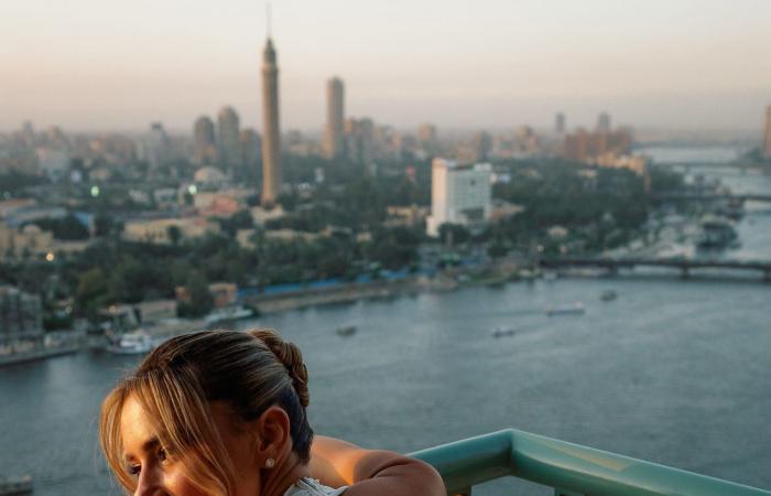 بالبلدي: فساتين زفاف "شخصيّة".. مصمّمة مصريّة تحوّل حكاية كل عروس إلى تصميم خاص