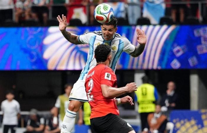 بالبلدي : مباراة
      مصر
      والأرجنتين
      كانت
      ملغمة..
      وثيقة
      أمنية
      تفجر
      مفاجأة
      بشأن
      كأس
      العالم
      2026