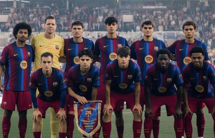 بالبلدي : برشلونة
      يبدأ
      محادثات
      رسمية
      لحسم
      الصفقة
      الصيفية
      الثالثة
