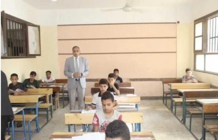 موعد
      إعلان
      نتيجة
      الدور
      الثاني
      لطلاب
      الشهادة
      الإعدادية
      2026