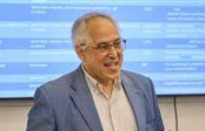 بالبلدي: رئيس
      البارالمبية
      المصرية
      متحدثًا
      في
      برنامج
      ماجستير
      إدارة
      الأعمال
      في
      إدارة
      الرياضة
      بجامعة
      إسلسكا