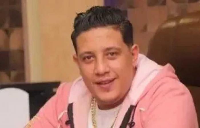 حمو
      بيكا
      يكشف
      سر
      خسارة
      40
      كيلو
      في
      شهرين:
      التزمت
      بنظام
      غذائي
      وتعليمات
      الطبيب
