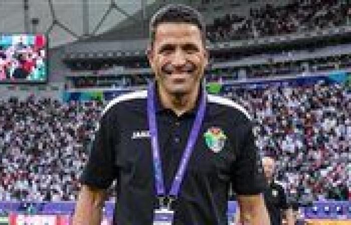 بالبلدي: الأهلي
      حسم
      اتفاقه
      مع
      لاعب
      وسط
      أجنبي
      وعموتة
      لم
      يحسم
      قراره
      النهائي