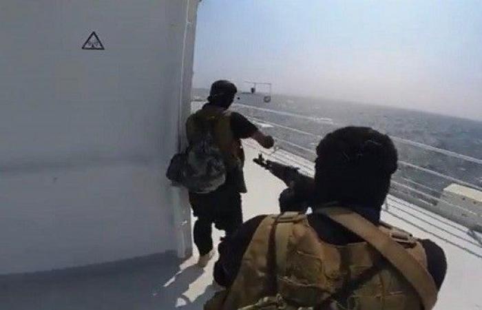 بالبلدي: التحالف
      يعلن
      إصابة
      11
      مدنيًا
      بنجران
      والحوثيون
      يعلنون
      مسؤوليتهم
      عن
      هجمات
      في
      اليمن