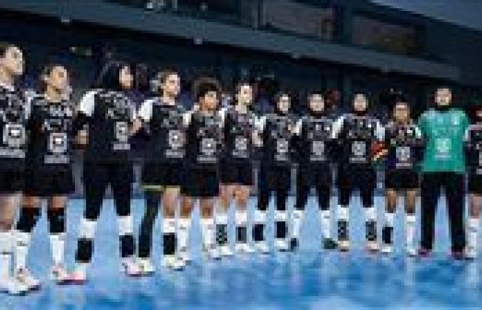 بالبلدي: وزير
      الشباب
      والرياضة
      يشيد
      بالأداء
      البطولي
      لمنتخب
      ناشئات
      اليد
      في
      مونديال
      العالم