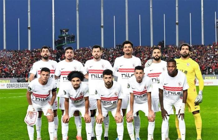 بالبلدي : الزمالك
      يعود
      لمعسكره
      بالعاصمة
      الإدارية
      وسط
      استمرار
      تمرد
      ثلاثي
      الفريق