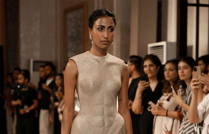 بالبلدي: بين "الكوتور" والحرفية.. العرائس الثريات يرسمْن مستقبل الموضة الهندية