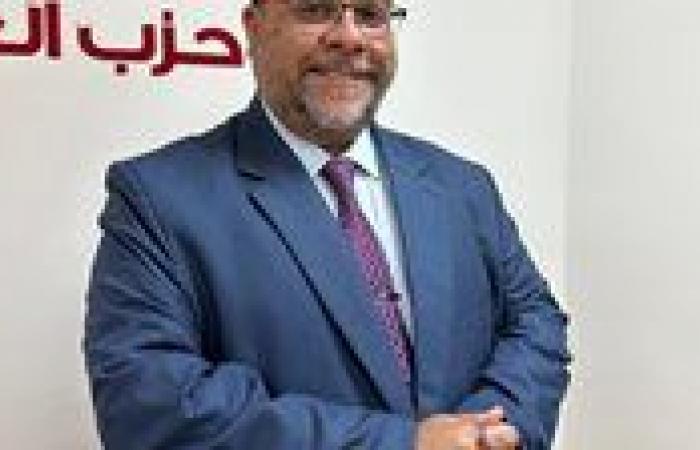 بالبلدي: تعيين
      عبد
      العزيز
      الشناوي
      أمينًا
      للتدريب
      والتثقيف
      المركزي
      وعضوًا
      بالمكتب
      السياسي
      لـ«العدل»