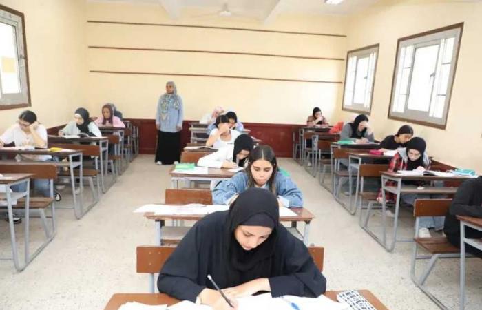 آخر
      موعد
      للتقديم
      في
      مدارس
      STEM
      2026..
      التعليم
      تحدد
      موعد
      اختبارات
      القبول