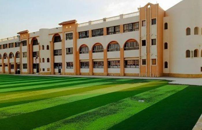 بالبلدي: مدارس
      المتفوقين
      STEM
      2026..
      الموعد
      النهائي
      للتقديم
      وشروط
      القبول
      ورابط
      التسجيل