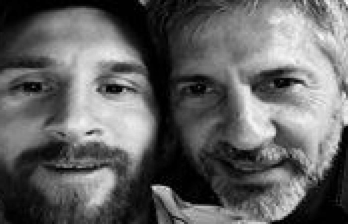 بالبلدي : برشلونة
      يعزي
      ميسي
      في
      وفاة
      والده