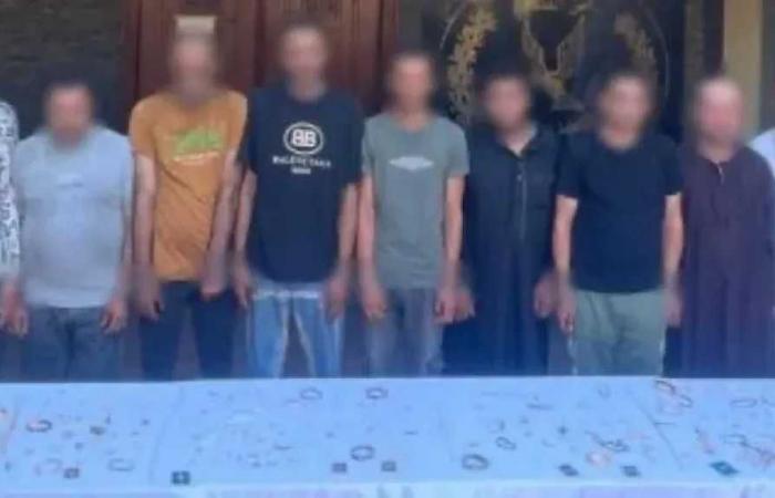 ضبط
      تشكيل
      عصابي
      انتحل
      صفة
      رجال
      شرطة
      واستولى
      على
      مشغولات
      ذهبية
      بالقاهرة