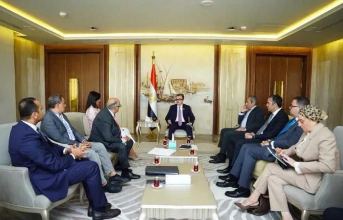 وزير
      التخطيط
      يتابع
      استعدادات
      استضافة
      مصر
      للمهرجان
      العالمي
      لريادة
      الأعمال
      في
      نوفمبر
      المقبل