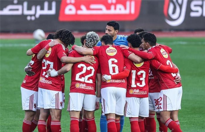 بالبلدي : شوبير:
      لاعب
      الأهلي
      كان
      سينتقل
      لـ
      الزمالك
      لولا
      عائق
      القيد