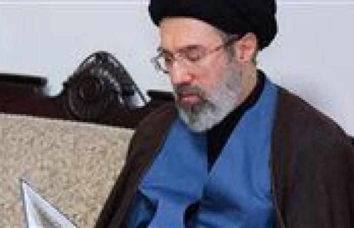 بالبلدي: بزشكيان
      يكشف
      تفاصيل
      لقائه
      مع
      مجتبى
      خامنئي
      ووصيته
      للشعب
      الإيراني