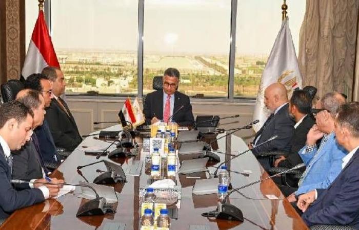 بالبلدي : وزير
      التموين
      يتحرك
      لضبط
      سوق
      الذهب..
      تشديد
      الرقابة
      وتطوير
      منظومة
      الدمغ
      لحماية
      المستهلكين