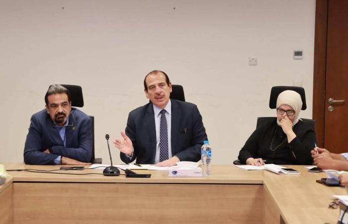 بالبلدي : غضب
      بين
      خريجي
      القطاع
      الصحي..
      «الصحة»
      تحسم
      قواعد
      التكليف:
      الاحتياج
      الجغرافي
      والمجموع
      يحددان
      أماكن
      العمل