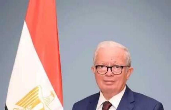 نائب
      رئيس
      الوزراء
      يعقد
      اجتماعا
      لبحث
      إعادة
      تنظيم
      تبعية
      عدد
      من
      شركات
      قطاع
      الأعمال
      العام