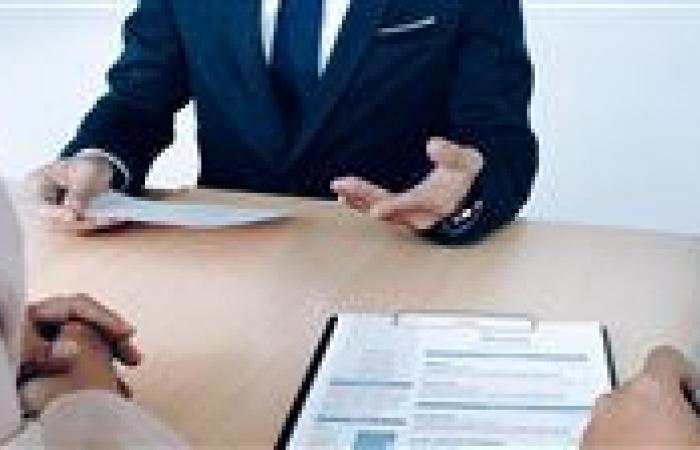 بالبلدي : وزارة
      العمل
      تعلن
      عن
      فرص
      عمل
      للخريجين
      برواتب
      تصل
      لـ
      20
      ألف
      جنيه