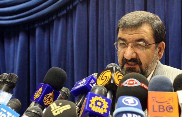 بالبلدي: محسن رضائي في رسالة لمجتبى خامنئي: إيران لن تتراجع أمام تهديد مصالحها