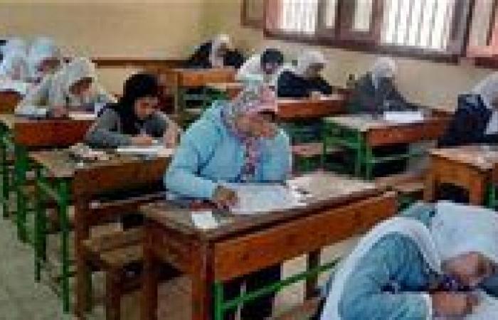 بالبلدي : محافظ
      الأقصر
      يعتمد
      نتيجة
      امتحانات
      الدور
      الثاني
      للشهادة
      الإعدادية