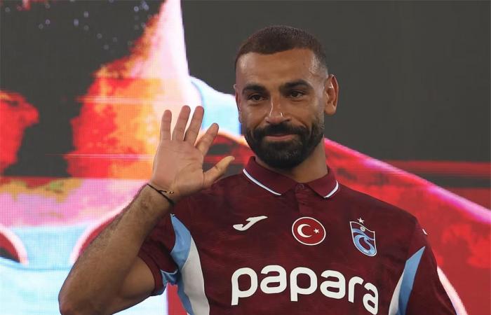 بالبلدي : أوبي
      ميكيل
      يحذر
      محمد
      صلاح
      من
      انقلاب
      جمهور
      طرابزون
      سبور
      ضده
