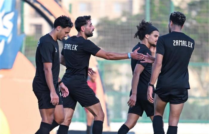 بالبلدي : الزمالك
      يفوز
      على
      البلاستيك
      بثلاثية
      في
      أولى
      التجارب
      الودية