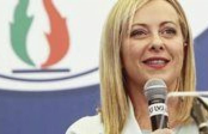 بالبلدي: بنجلاديش
      تتجه
      إلى
      الغاز
      الأمريكي
      لتأمين
      إمدادات
      الطاقة
      ةسط
      اضطراب
      الأسواق
      العالمية