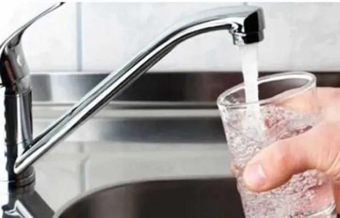 ضخ
      المياه
      بمحطة
      كفر
      العلو
      في
      القاهرة
      بعد
      انتهاء
      أعمال
      تحويل
      وربط
      الخطوط