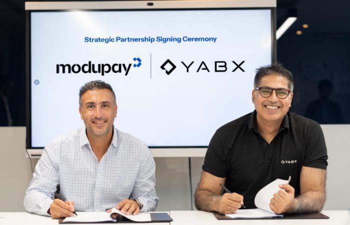 بالبلدي : موديوباي
      وYabx
      تطلقان
      شراكة
      استراتيجية
      لتسريع
      نمو
      التمويل
      الرقمي
      في
      الشرق
      الأوسط
      وأفريقيا