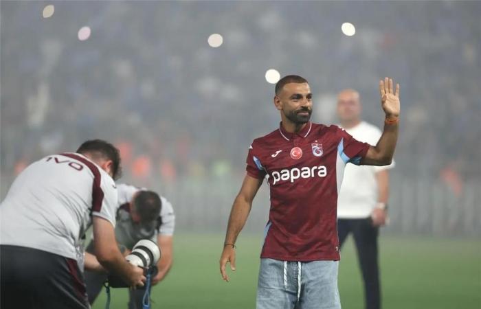 بالبلدي : وزير
      العدل
      التركي
      يتخذ
      قرارًا
      استثنائيًا
      بعد
      انتقال
      محمد
      صلاح
      إلى
      طرابزون
