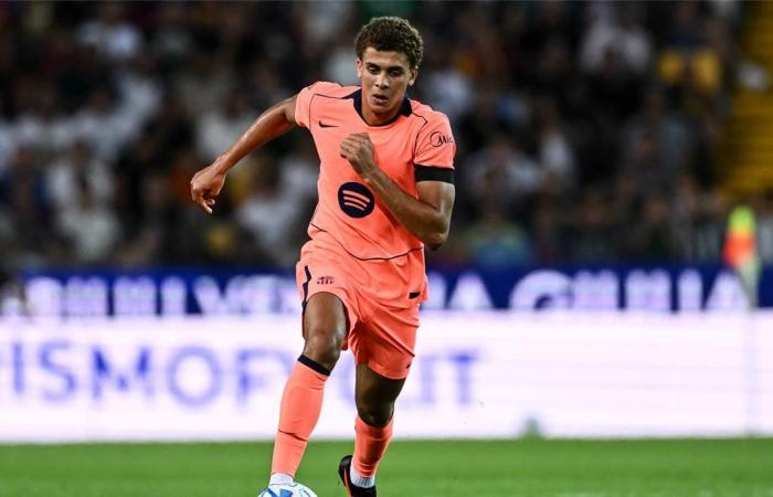 بالبلدي : برشلونة
      يبدأ
      استعداداته
      لمباراة
      الأهلي
      في
      كأس
      خوان
      جامبر..
      موقف
      حمزة
      عبد
      الكريم