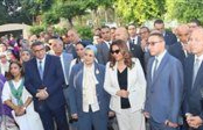 بالبلدي: المنيا
      تشارك
      في
      افتتاح«بازار
      صعيد
      مصر»بالقاهرة
      لدعم
      الحرف
      التراثية
      وتمكين
      المرأة
      اقتصاديًا