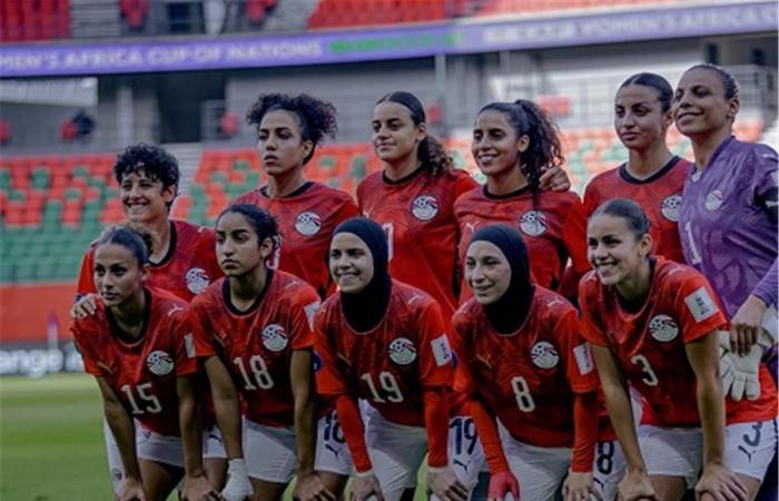 بالبلدي : رسميًا
      |
      اتحاد
      الكرة
      يوجه
      الشكر
      للجهاز
      الفني
      لمنتخب
      مصر
      للسيدات
