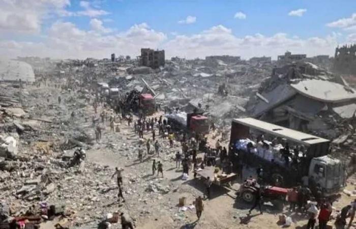 صحة
      غزة:
      شهداء
      الاستهداف
      الإسرائيلي
      الأخير
      من
      الشرطة
      المدنية
      ومنسقي
      المساعدات
      الإنسانية
