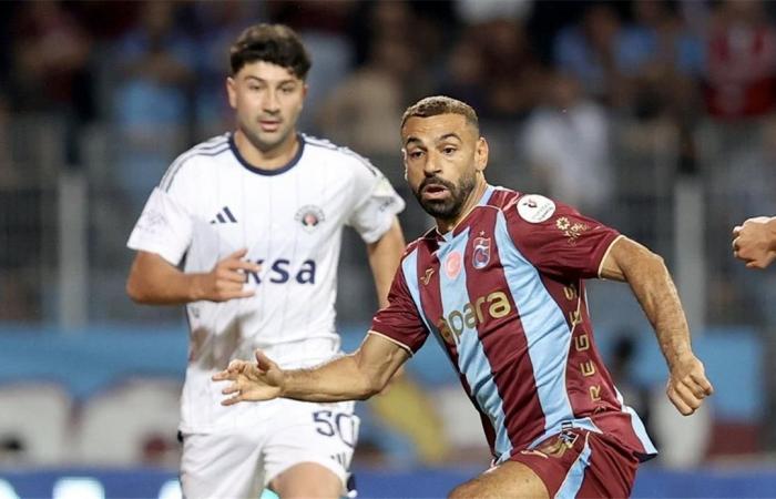 بالبلدي : لاعب
      طرابزون
      قبل
      مواجهة
      فيرينكفاروس:
      حققت
      حلمي
      باللعب
      بجانب
      محمد
      صلاح
