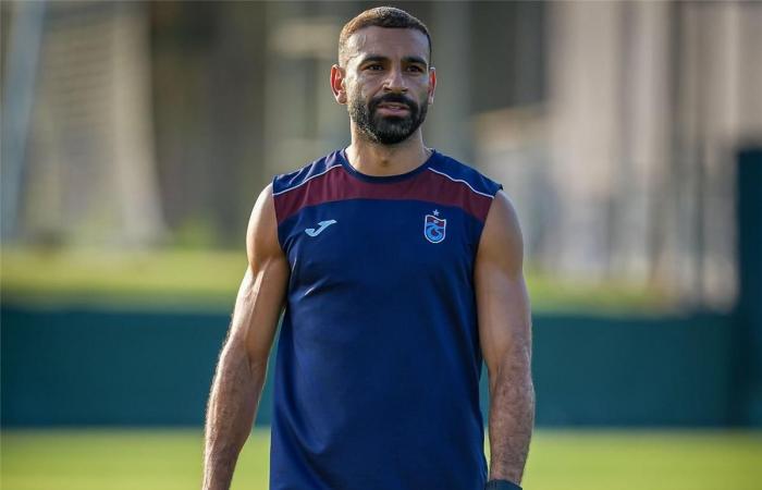 بالبلدي : فيديو
      |
      طرابزون
      سبور
      يفاجئ
      محمد
      صلاح
      في
      التدريبات