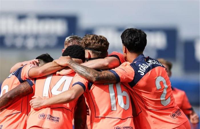 بالبلدي : تشكيل
      برشلونة
      المتوقع
      أمام
      الأهلي
      اليوم
      في
      كأس
      خوان
      جامبر 