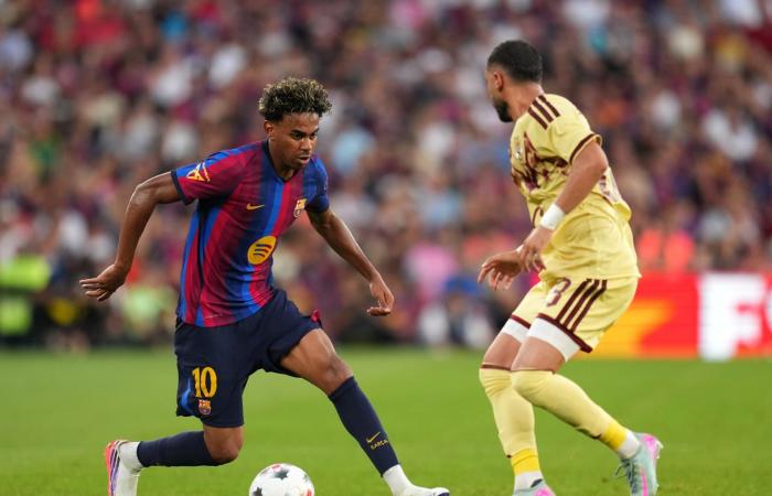 بالبلدي: برشلونة يفوز بكأس جوان غامبر بعد تغلبه على الأهلي بفارق هدف