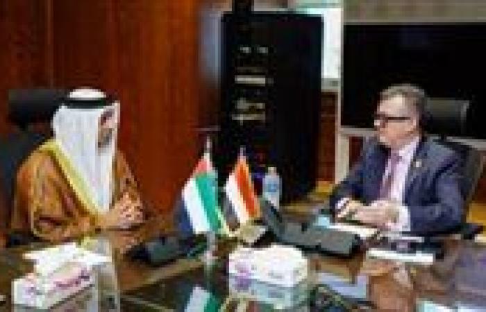 بالبلدي: وزير
      التخطيط
      يبحث
      مع
      السفير
      الإماراتي
      تواجد
      شركات
      بنك
      الاستثمار
      القومي
      في
      السوق
      الإماراتي