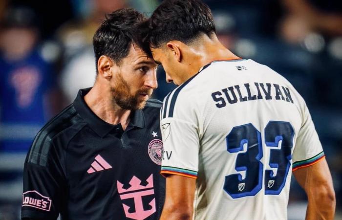 بالبلدي : ميسي
      مهدد
      بـإيقاف
      وغرامة
      بسبب
      واقعة
      في
      مباراة
      إنتر
      ميامي
      وفيلادلفيا