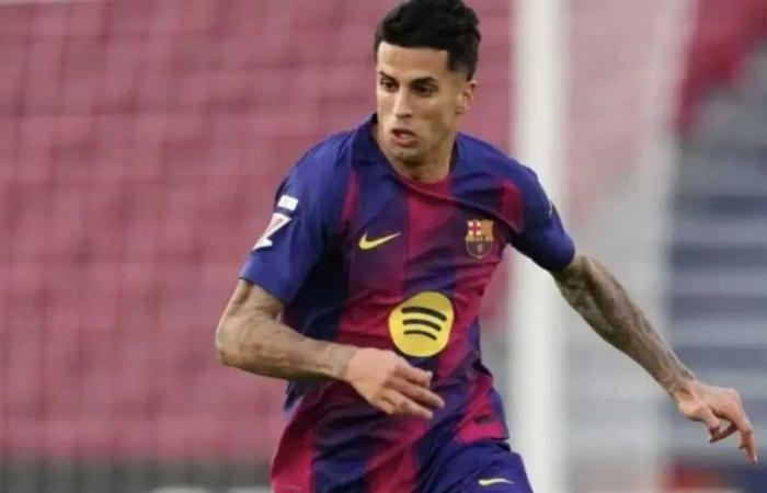 جواو
      كانسيلو
      يعود
      إلى
      برشلونة
      بعقد
      حتى
      2029