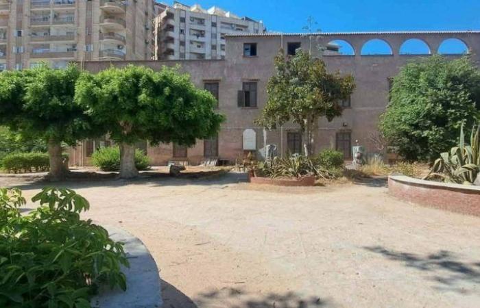 بالبلدي : “تصوير
      فنون
      جميلة
      الإسكندرية”
      يطالب
      التعليم
      العالي
      بنقل
      القسم
      إلى
      قصر
      عمر
      طوسون