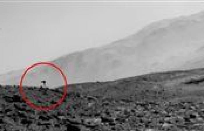 بالبلدي: هل
      تشير
      لكائنات
      فضائية؟؟
      ناسا
      تنشر
      صورة
      جسم
      أسود
      غامض
      على
      المريخ